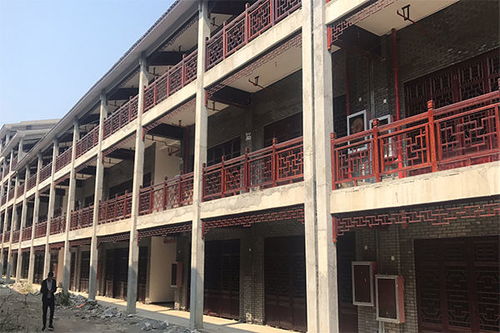 仿古門窗的匠心制造與專業(yè)咨詢——解析門窗加工的藝術(shù)與實用性